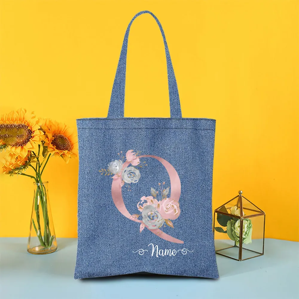 sac fourre-tout en denim personnalisé avec lettre avec nom, sac à main pour mariage, enterrement de vie de jeune fille, sacs de demoiselle d'honneur, sac à bandoulière de voyage, cadeau pour elle