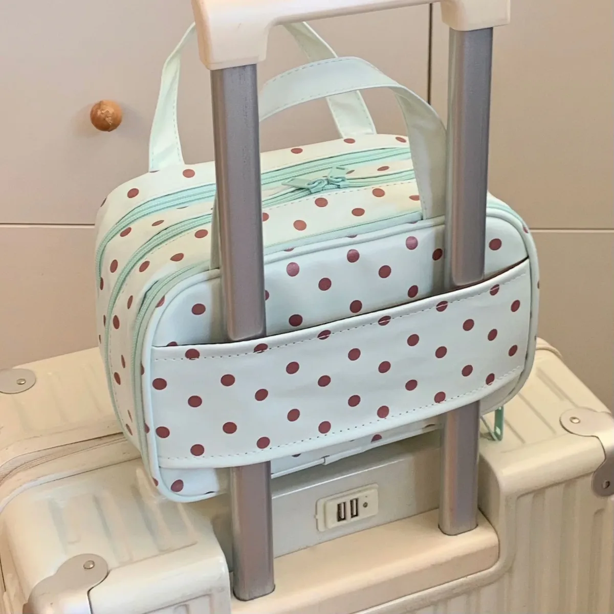 nouvelle trousse de rangement cosmétique portable à trois compartiments, grande capacité, trousse de toilette de voyage, trousse de maquillage à main pour femmes