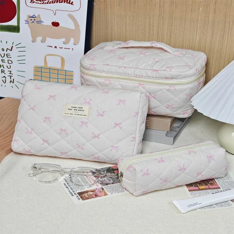 trousse de maquillage à imprimé floral de grande capacité, sac de rangement de cosmétiques de voyage portable, sac de style urbain simple avec doublure en polyester pour femmes
