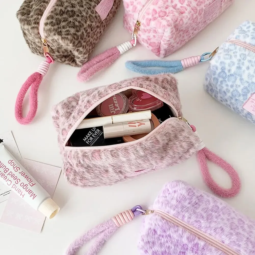 sacs à maquillage en peluche à imprimé léopard avec poignée, sac de rangement cosmétique de voyage portable, trousse de toilette, trousse à crayons mignonne, sac à main tendance