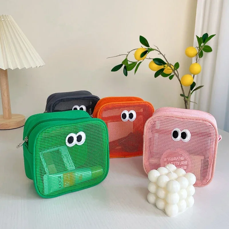 trousse de maquillage portable kawaii, sac cosmétique en maille, sac de rangement de produits de toilette, poudres de maquillage, grands yeux mignons, nouveau document de bonbons