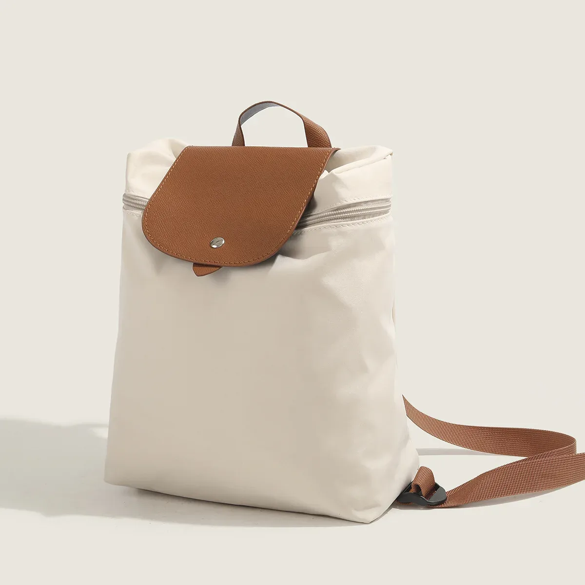 sac à dos femme 2026 grande capacité en nylon, idéal pour l'école et les loisirs, collection printemps-été