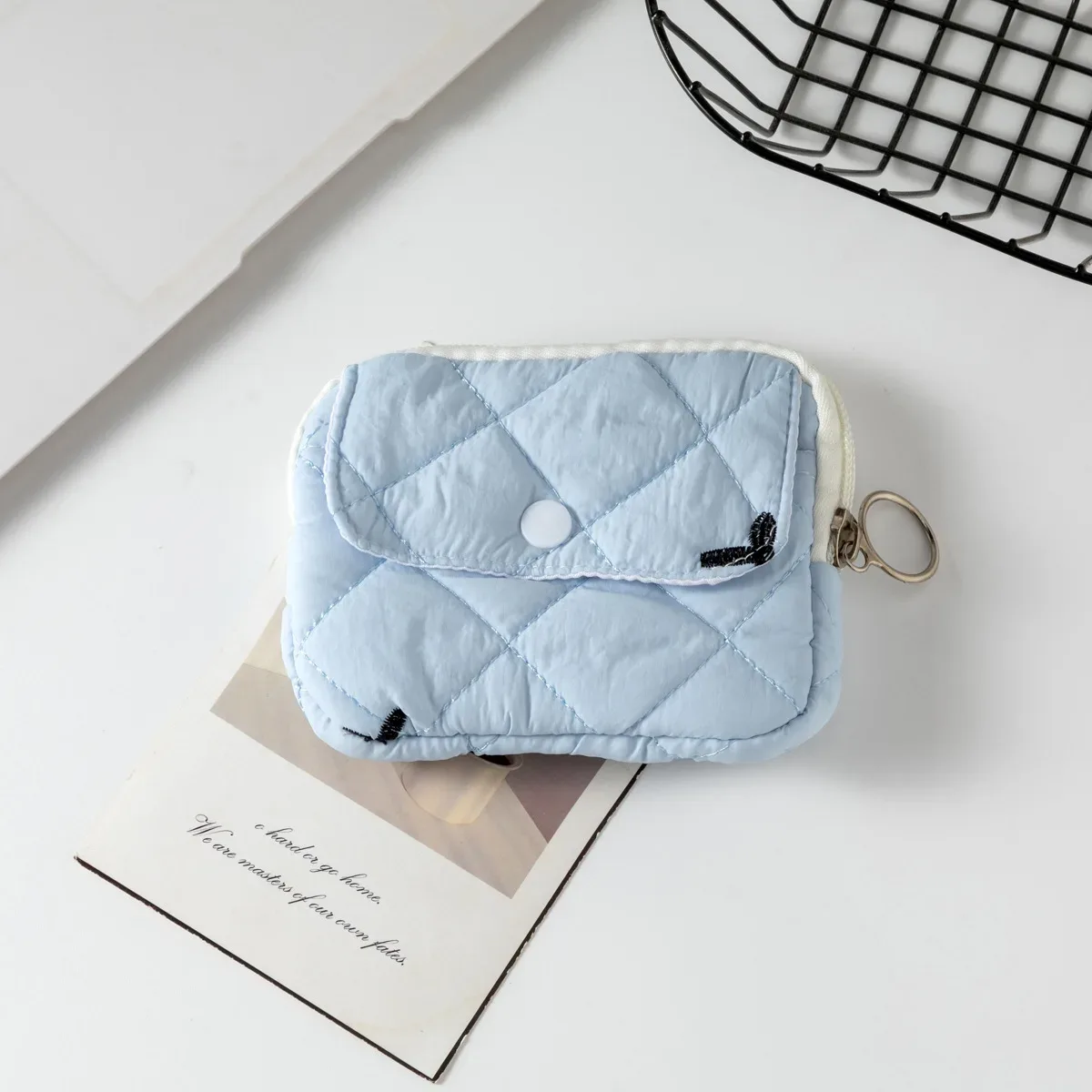 mini sac à cosmétiques carré mignon pour femmes, pochette de rangement pour serviettes hygiéniques, rouge à lèvres, petits sacs de maquillage à fermeture éclair