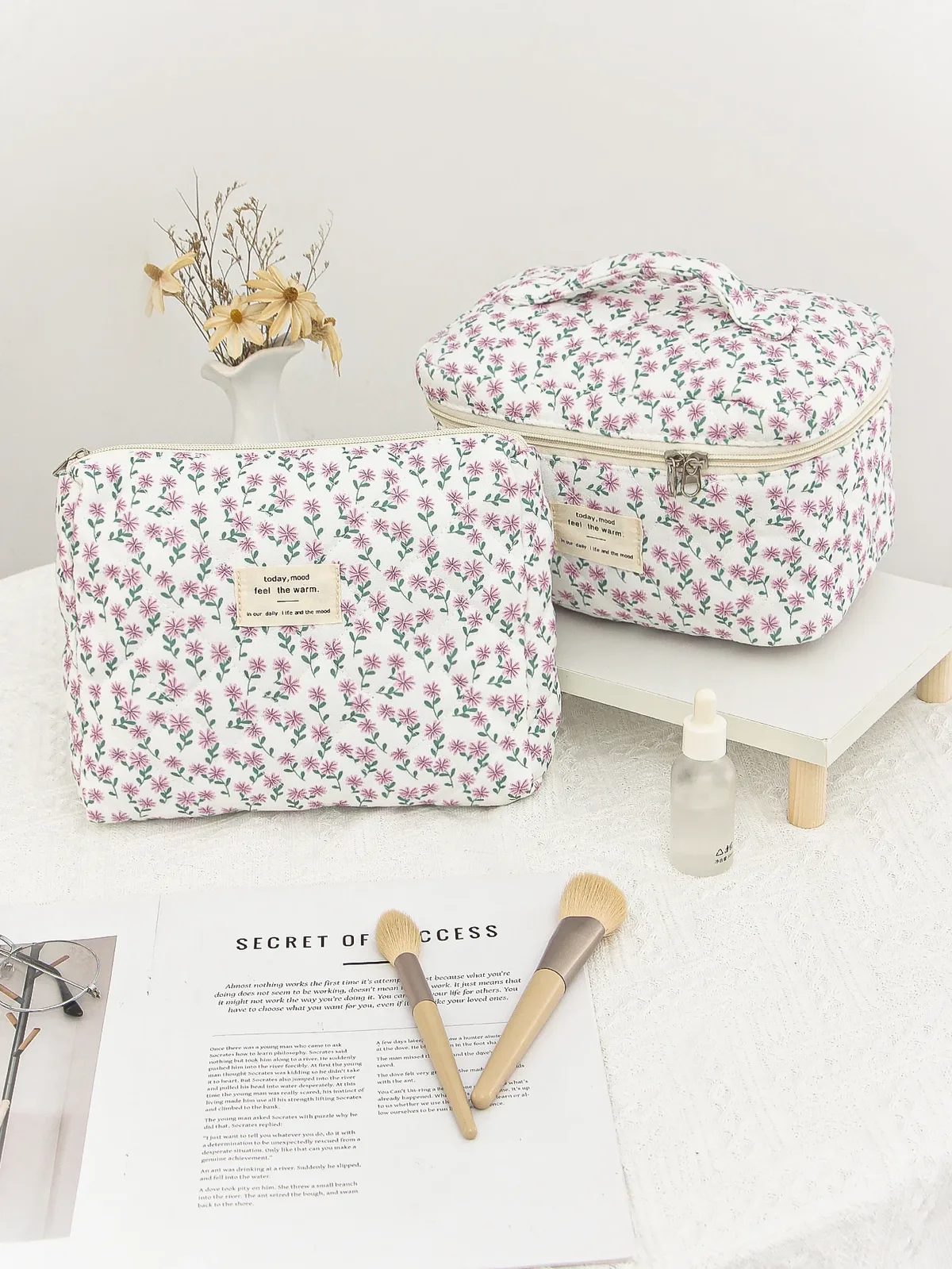trousse polyester floral bleu jaune violet voyage cosmétiques maquillage toilette portable grande capacité matelassée multifonctionnelle