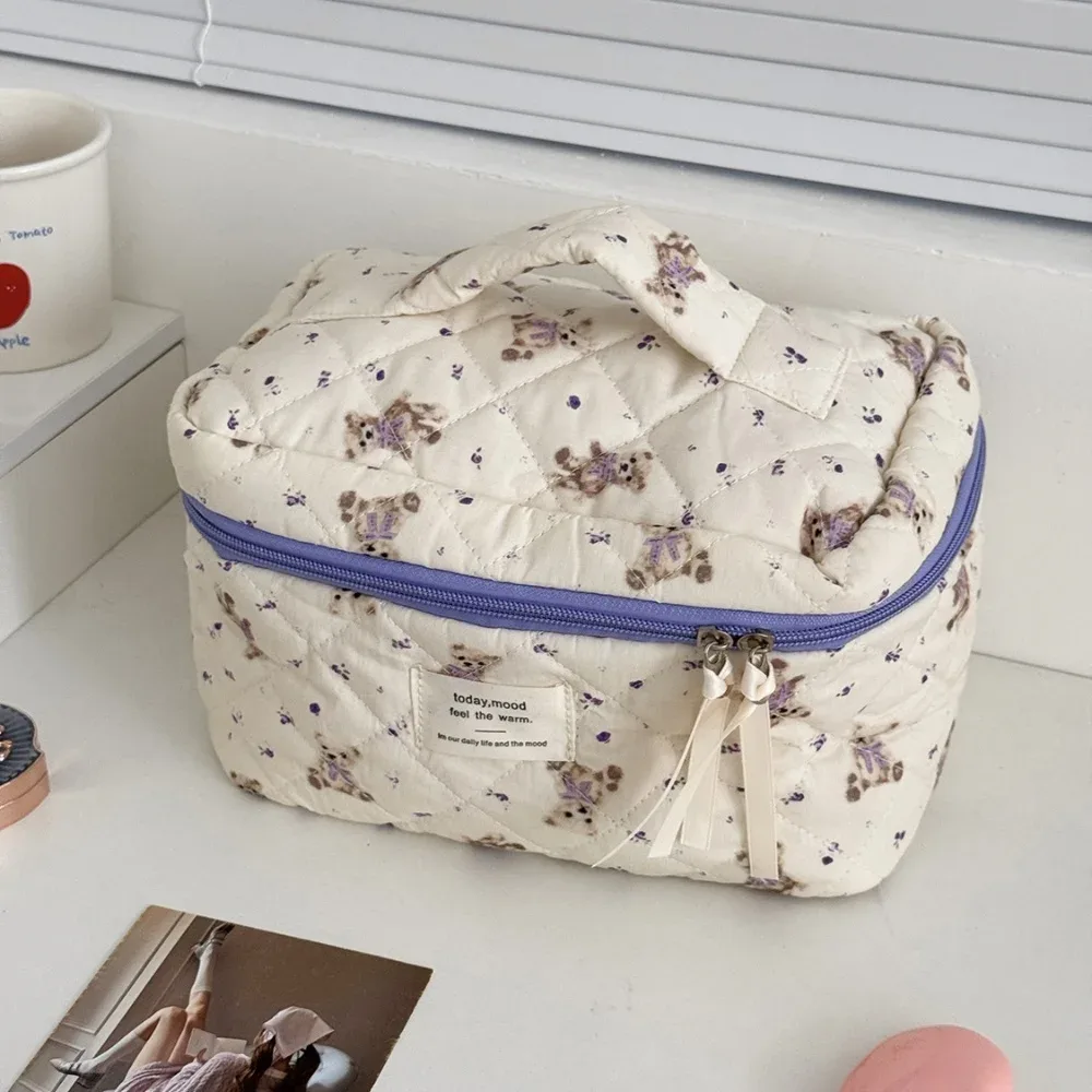 sac de maquillage ours de dessin animé pour femmes, grande capacité, mignon organisateur de voyage, pochette matelassée, sac à main de rangement de toilette pour dames