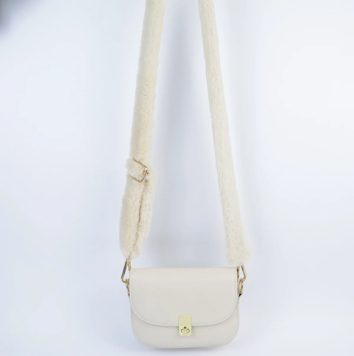 sangle de sac en peluche réglable, longue longueur chaude d'hiver, ceinture de remplacement en fourrure pour femmes, sacs à bandoulière, accessoires, 1 pièce