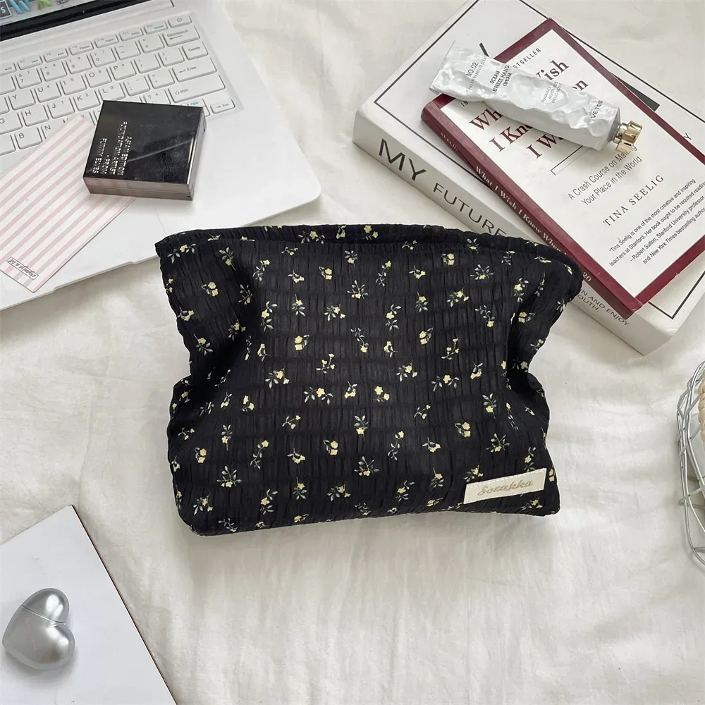trousse de maquillage florale, sac de toilette léger et transparent à motif de cerises, sac de voyage portable pour soins de la peau, idéal pour les femmes et les jeunes filles.