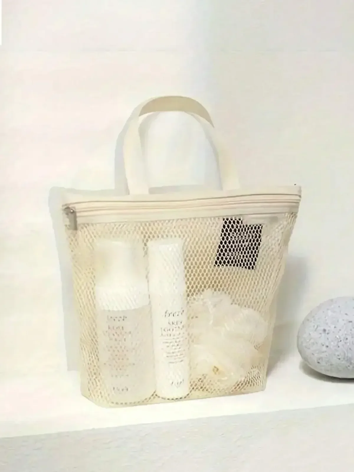 1 sac de douche en maille, sac de maquillage de voyage, sac de toilette portable de grande capacité, sac de rangement suspendu pour salle de bain, peut contenir du rouge à lèvres