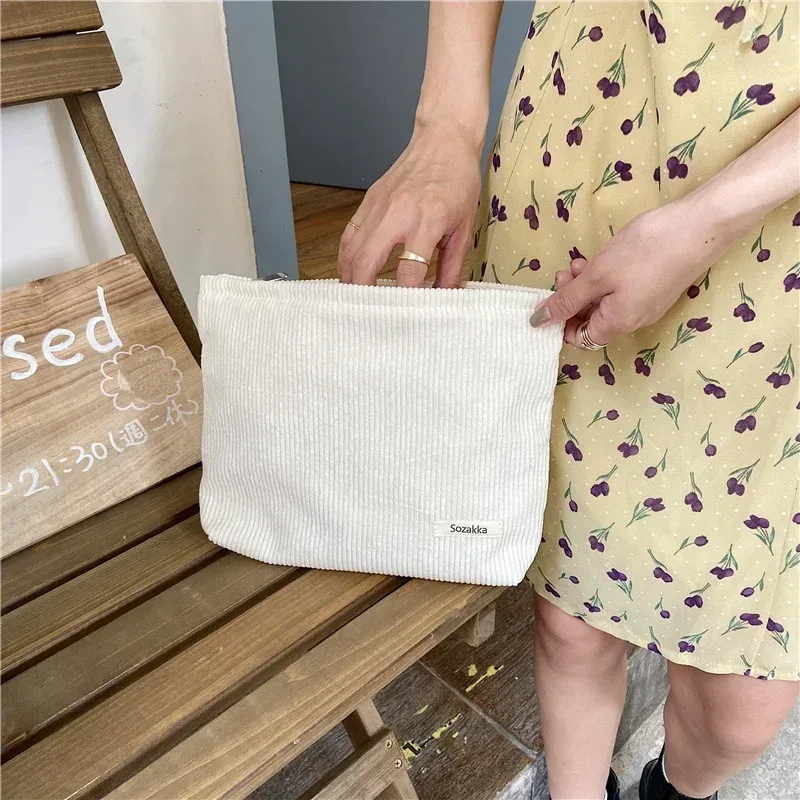 sac à cosmétiques brodé en velours côtelé, pochette, grands sacs de rangement de maquillage, pochette à cosmétiques coréenne pour femmes, trousse de toilette mignonne et de beauté