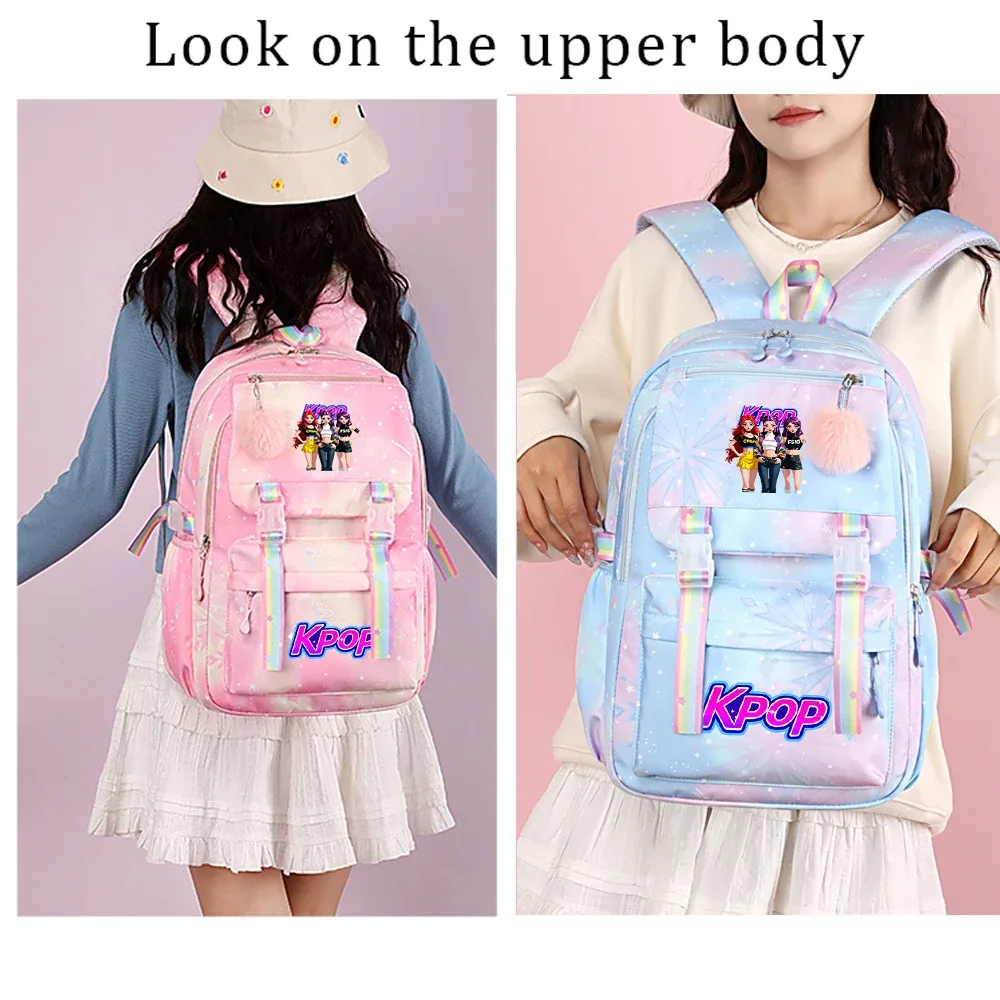 sac dos polyester rose motifs personnages kpop étoiles bandes arc ciel pochette stylos trousse maquillage sac main ensemble scolaire