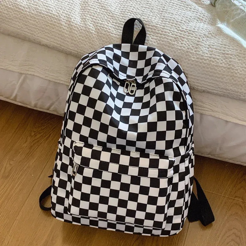 sac à dos pour ordinateur portable à motif damier pour femme, ensemble bandoulière imprimé tendance, multi-poches, bretelles réglables – indispensable pour les trajets sur le campus