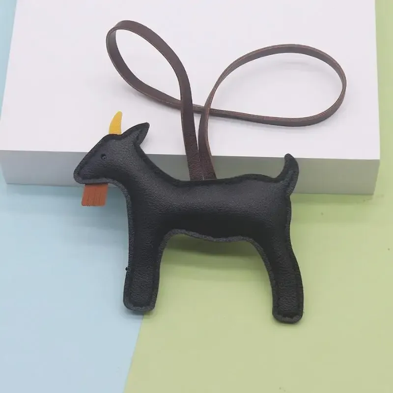 pendentif en cuir pu en forme de chèvre pour décorer sacs à main, sacs à dos et porte-clés