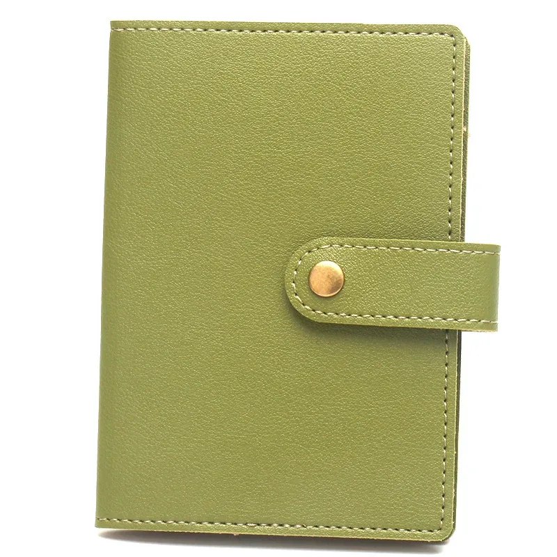 étiquette bagage porte cartes identité voyage accessoires compacts couleurs variées pochettes intérieures fermeture bouton doré usage international