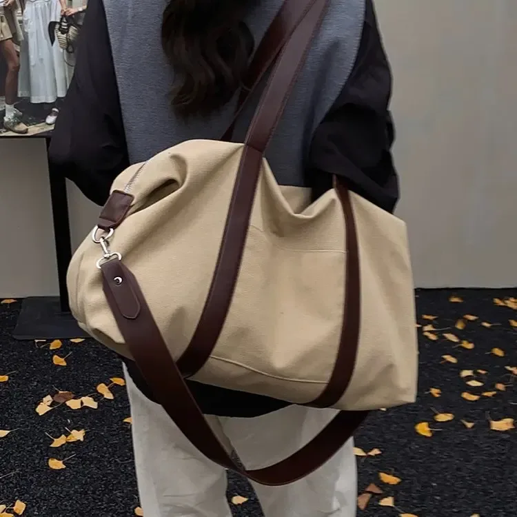 sac fourre-tout pour femmes simple, élégant et de grande capacité, nouveau style d'automne, sac à bandoulière/à bandoulière tendance de voyage.