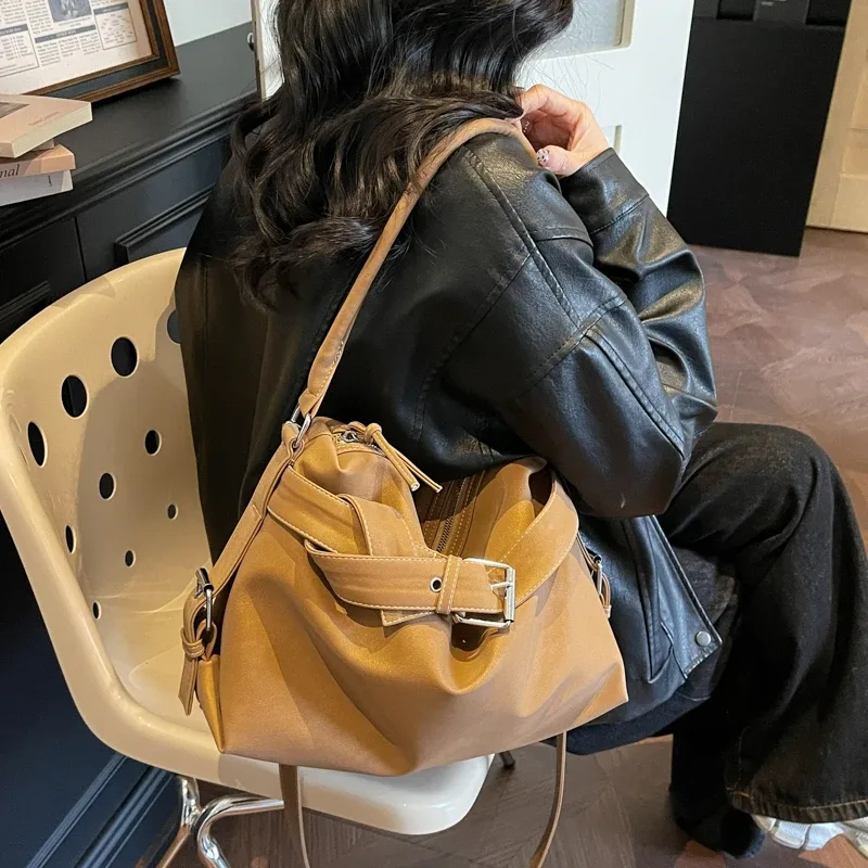 sac fourre-tout en cuir souple de grande capacité, sac à main avec boucle de ceinture, nouveau sac messager à bandoulière rétro pour fille, sac de moto