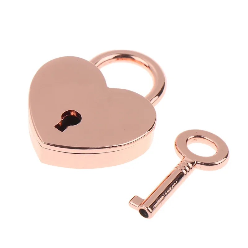 cadenas forme cœur métal noir rose rouge bleu doré voyage mariage bijoux valise cadeau noël