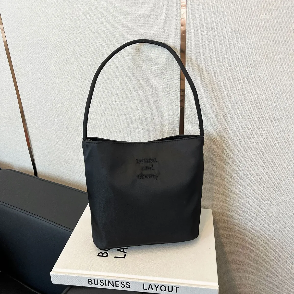 sac carré brodé, sac seau en nylon tendance de style japonais, nouveau sac à bandoulière printemps/été
