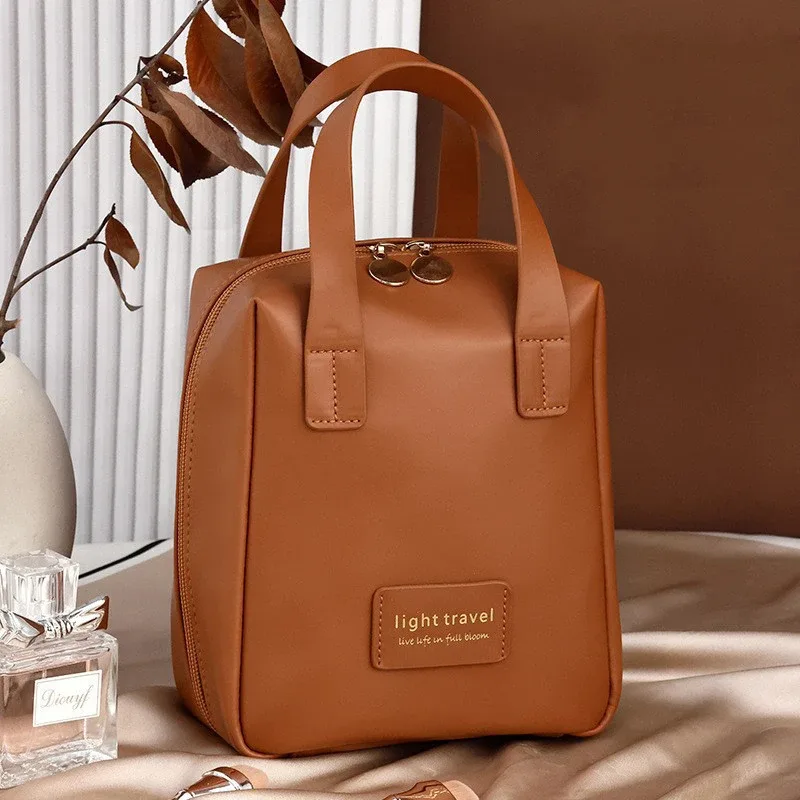 sac à cosmétiques portable de grande capacité, sac de rangement de maquillage étanche, sac de rangement de cosmétiques tendance de haute valeur esthétique