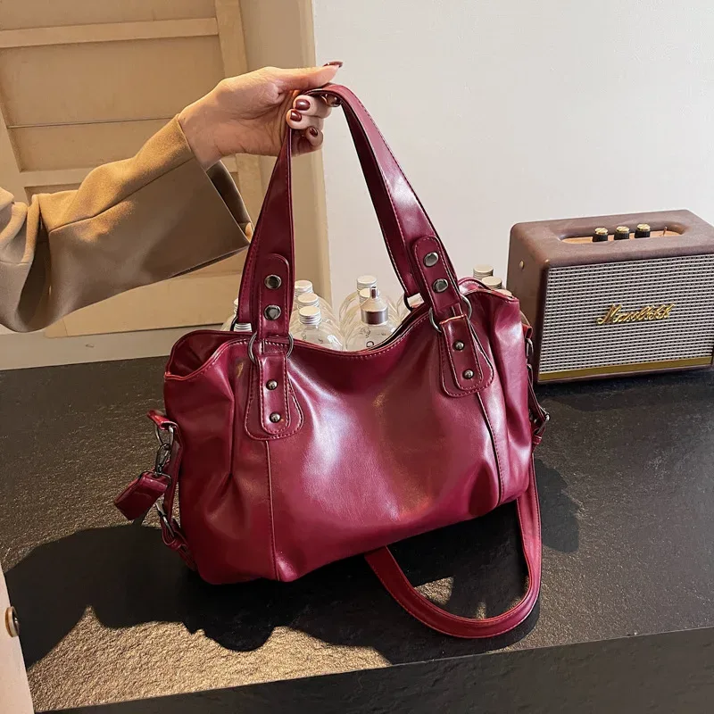 sac fourre-tout classique rétro décontracté de couleur unie, sac à bandoulière en pu de grande capacité, sac à main en cuir souple à la mode et polyvalent pour les trajets quotidiens