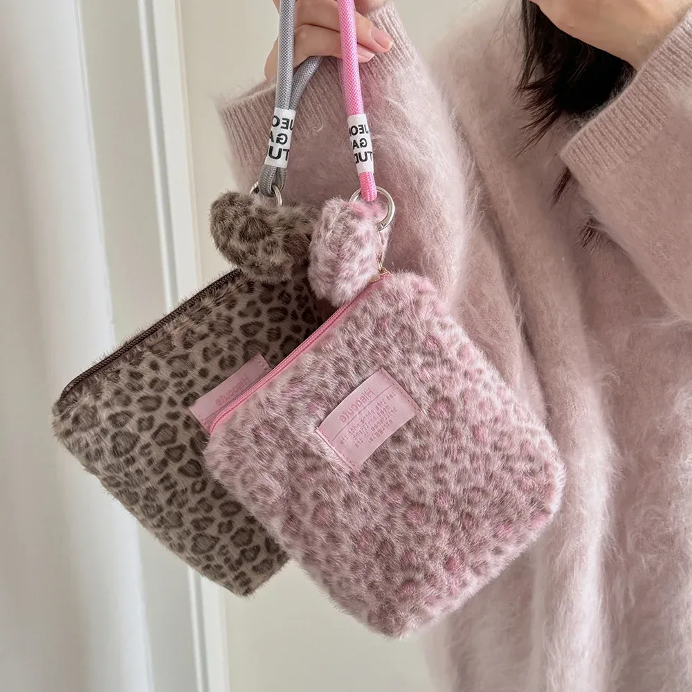 nouvelle trousse de maquillage vintage en peluche imprimé léopard pour filles, organisateur portable de soins de la peau, petite trousse de toilette pour étudiantes, pochette femme