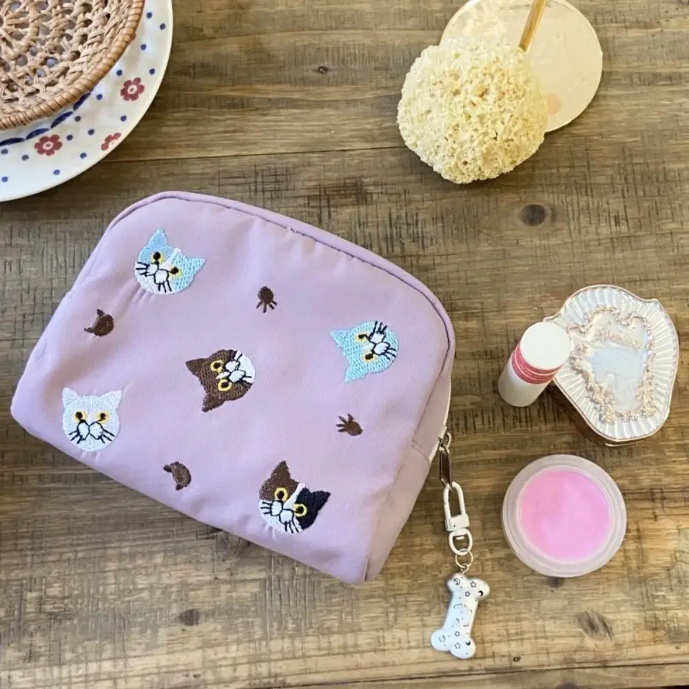 trousse de maquillage en nylon à fermeture éclair, motif chat brodé, pochette de rangement pour cosmétiques et rouges à lèvres