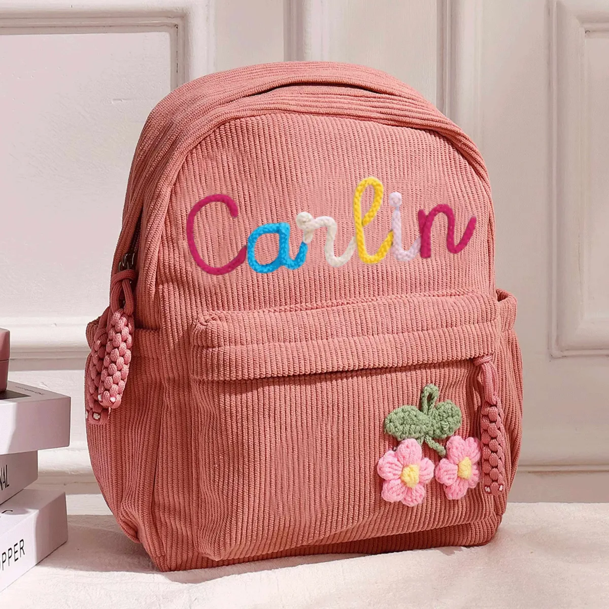 sac à dos en velours côtelé personnalisé 1 pièce, lettres brodées à la main, décorations florales/animales, cadeau idéal.