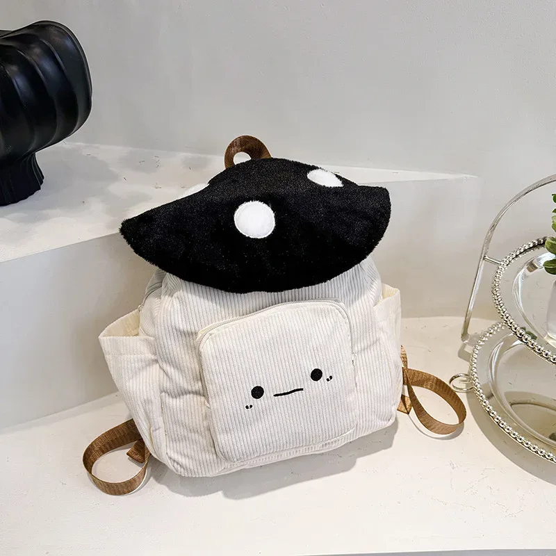 sac à dos champignon en peluche kawaii pour femmes, fourre-tout mignon avec bretelles réglables, fermeture à glissière, sacs à dos d'étudiant en velours côtelé rouge/blanc