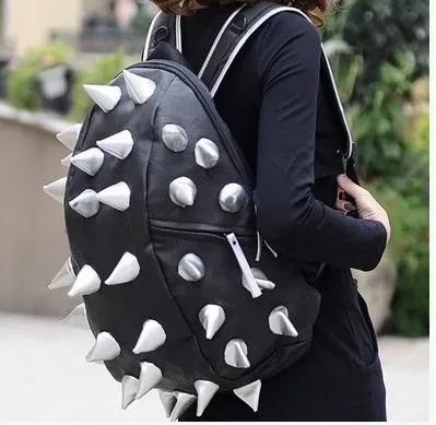 sacs à dos à rivets pour hommes et femmes, sac d'école unisexe de bonne qualité, sac d'ordinateur de grande capacité, sac de voyage