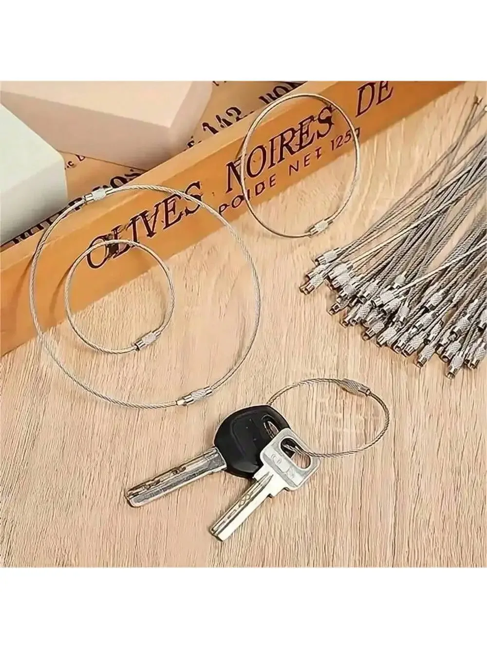 réinitialisation d'étiquette de bagage en fil d'acier inoxydable coloré, durable, facile à installer, parfait pour le voyage et les déchets, 10 pièces