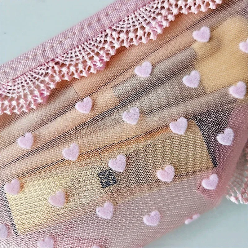 pochette de maquillage transparente en dentelle et maille à imprimé cœur coquette, en forme de culotte, mini sac de voyage portable, pochette de rangement pour maquillage, portefeuille.
