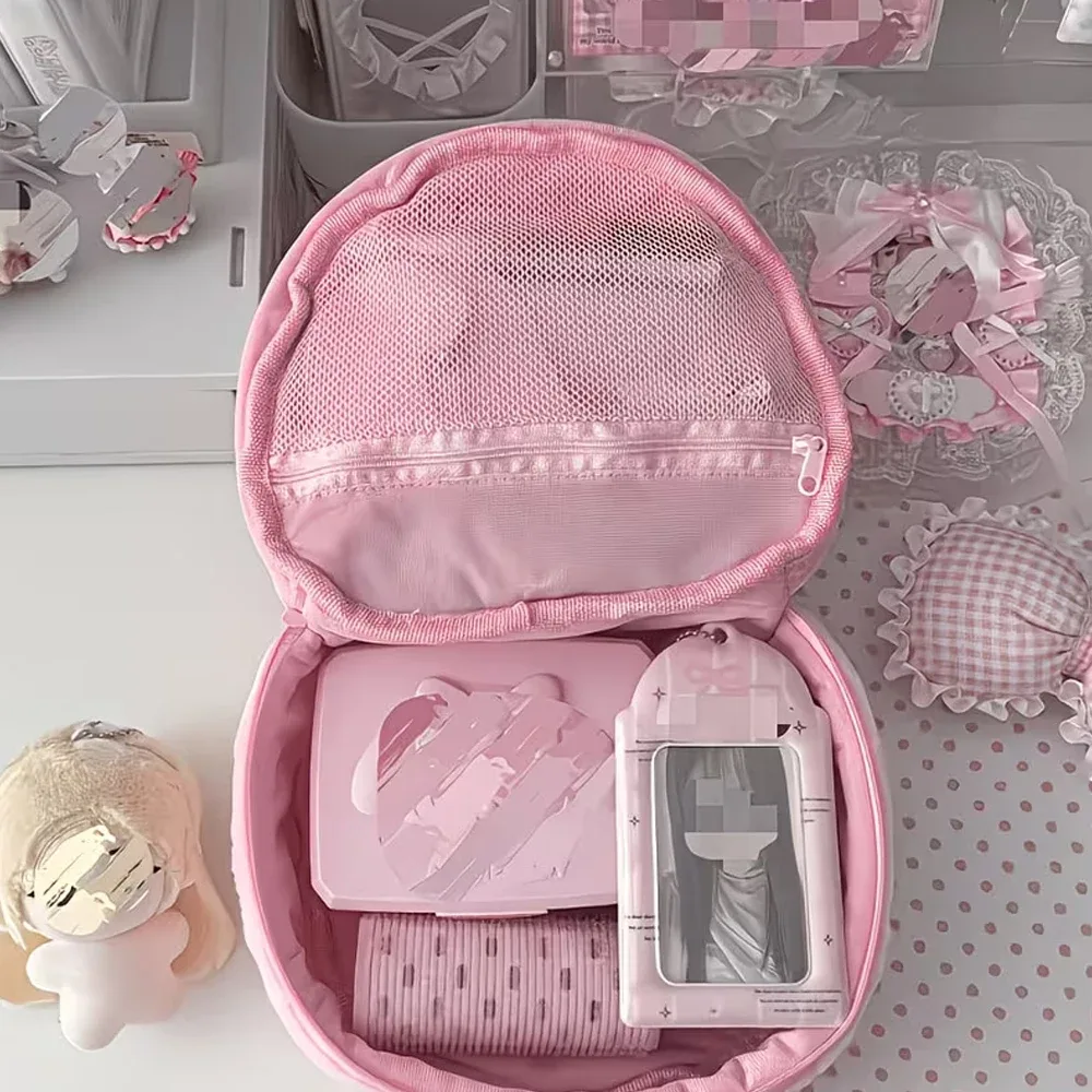 pochette en peluche en forme de fraise de grande capacité, trousse de maquillage de grande capacité, sac de rangement pratique, rangement pour articles de toilette, rangement pour produits de soin de la peau, trousse d