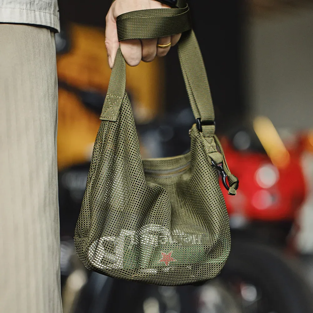 maden – sac à bandoulière vert d'extérieur pour hommes, sacoche d'été légère en maille avec sangle réglable, pochette pour téléphone pour la randonnée et le quotidien