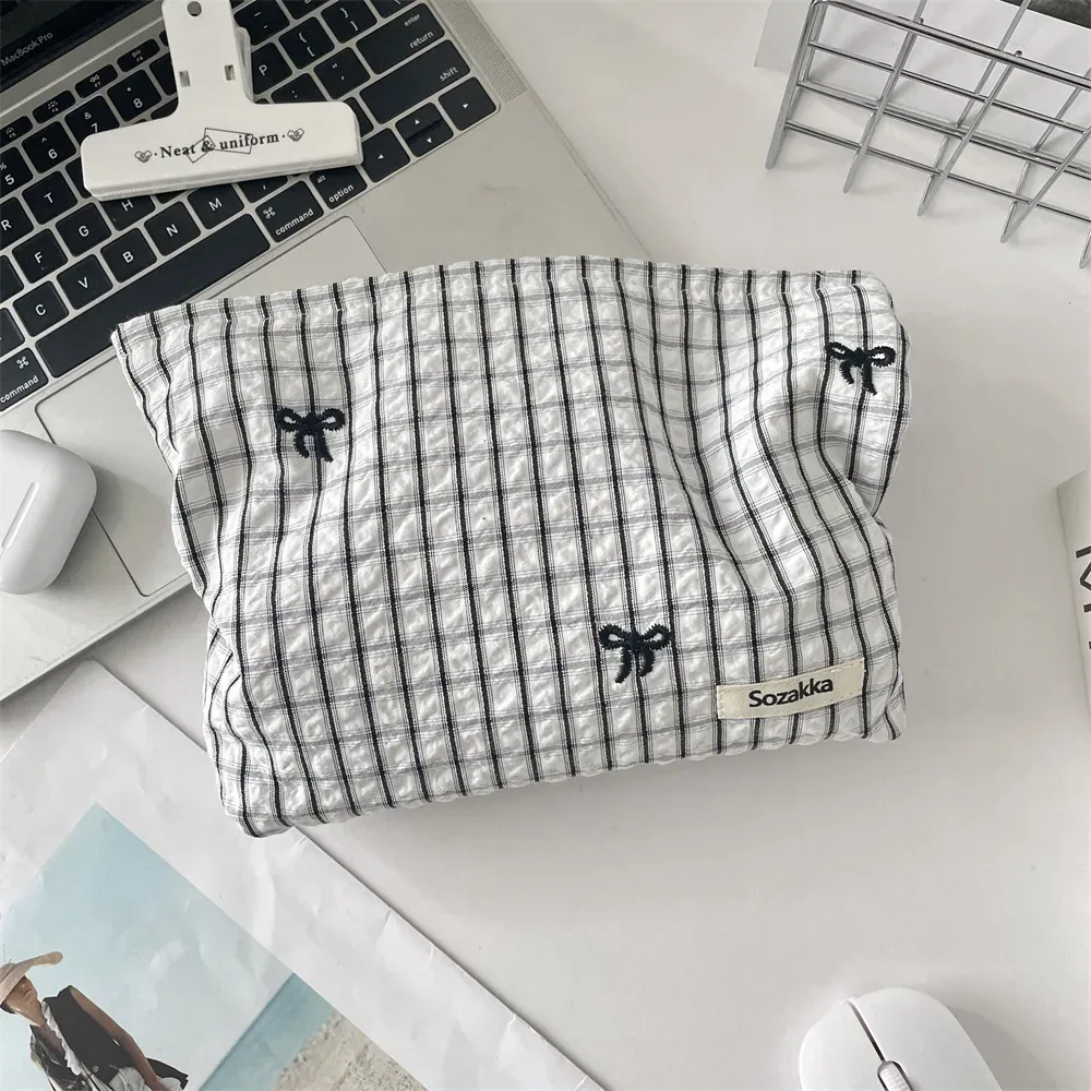pochette de rangement de maquillage portable pour femmes, sac à main simple, organisateur de voyage, sac à cosmétiques élégant pour dames, sac à fermeture éclair pour cadeau