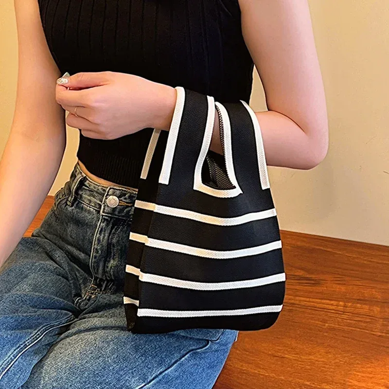 sac à main tissé à la main à la mode - mini sac à main boutonné pour femme - sac à main décontracté de style coréen - sac de courses réutilisable