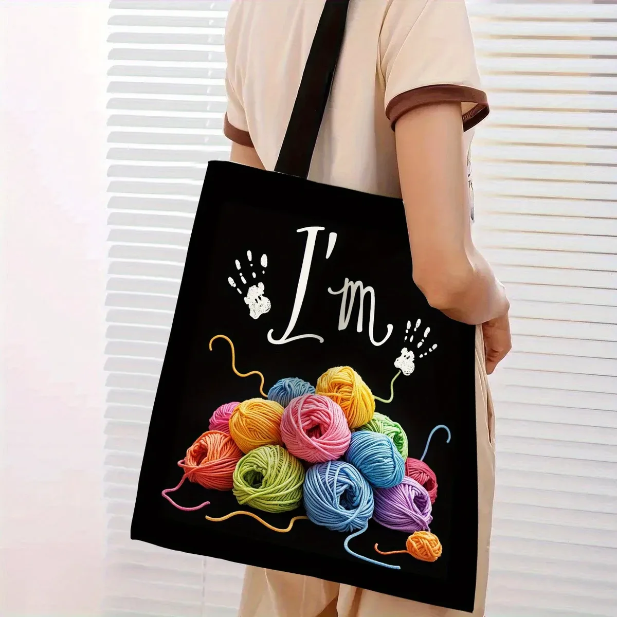 sac fourre-tout artisanal en crochet pour femmes, design imprimé 2d avec boules de fil, aiguilles et outils, sac à bandoulière décontracté en polyester durable