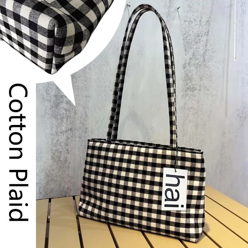 sacs à bandoulière de luxe en soie pour femmes, sac carré sous les bras, sac de banlieue de marque célèbre, fourre-tout macaron de couleur contrastée