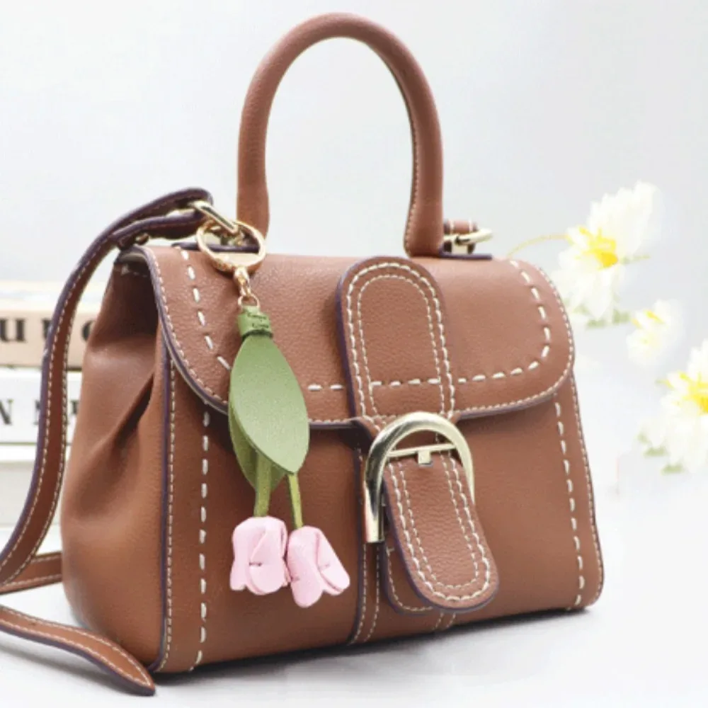 pendentif de sac en forme de tulipe, en cuir pu, style coréen, décoration de sac à dos, breloques pour sac, accessoires assortis, porte-clés de voiture, pour femme