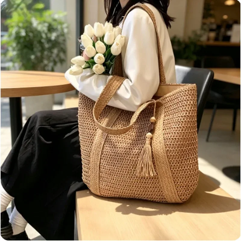 sac à main élégant en paille tressée pour femme, sac fourre-tout rétro à poignée supérieure, sac à bandoulière décontracté pour la plage, les vacances et les trajets quotidiens