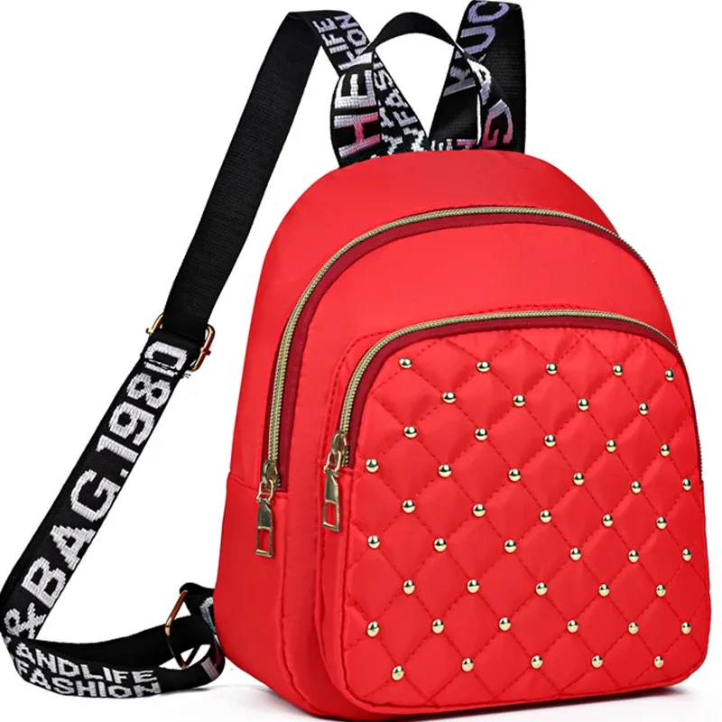 sac à bandoulière double avec rivets brodés en forme de losange pour femmes, nouveau style, sac de voyage tendance, sac décontracté et polyvalent pour femmes.