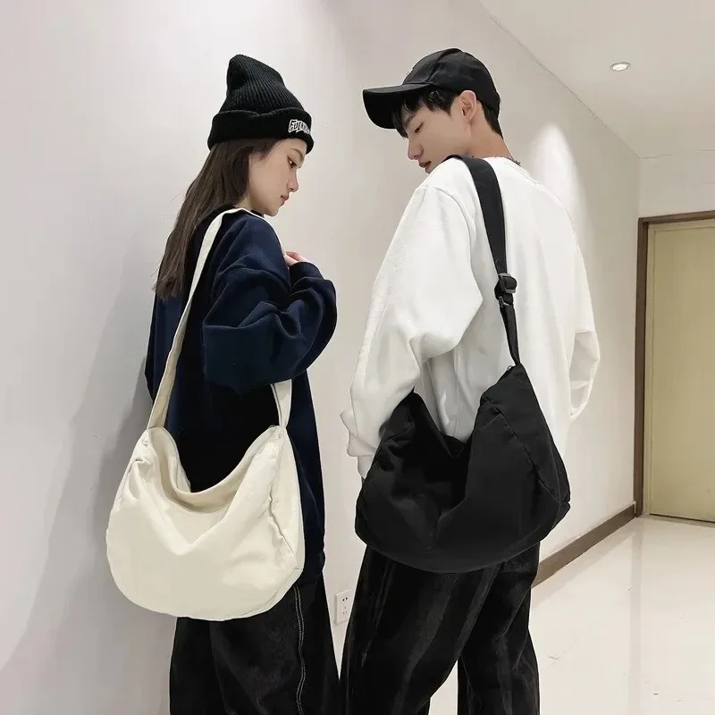 nouvelle mode été grande capacité décontracté en nylon femmes sac à bandoulière style coréen hobos sac jeunesse bandoulière sac à bandoulière