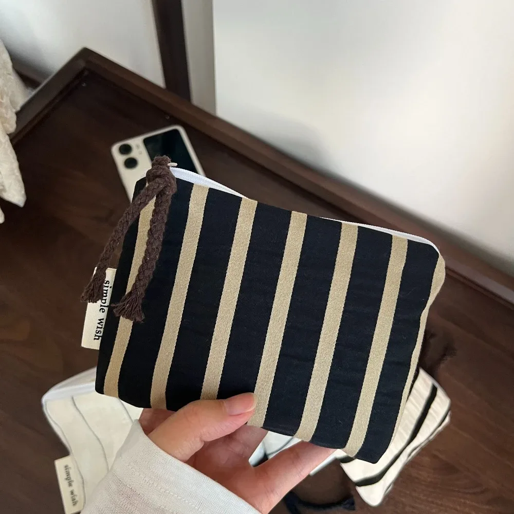 mini trousse de maquillage simple et élégante pour femme, porte-monnaie portable, sac de rangement pour cosmétiques et rouges à lèvres, organiseur de maquillage