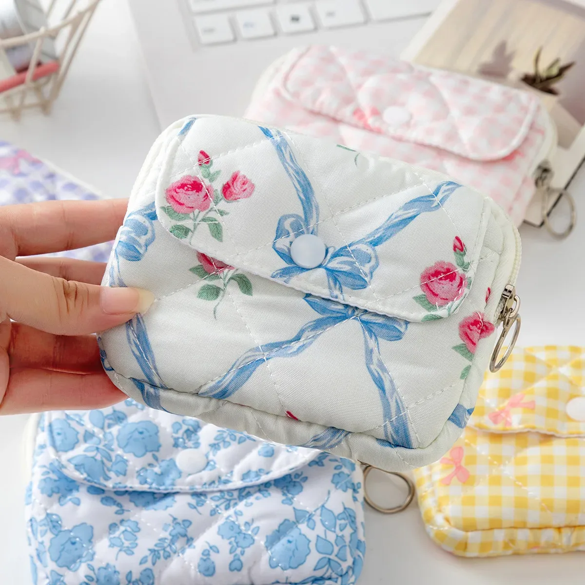 mini sac à cosmétiques carré mignon pour femmes, pochette de rangement pour serviettes hygiéniques, rouge à lèvres, petits sacs de maquillage à fermeture éclair