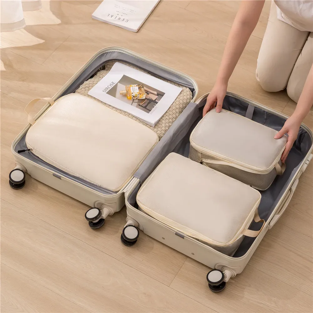 Organisateur Voyage Nylon Noir Beige Compressible Cube Sac Rangement Format Rectangulaire Zips Noirs Usage Voyage Empilement Sol Clair