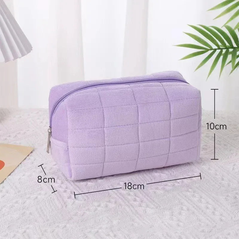 sac de maquillage en peluche mignon pour femmes, petit sac cosmétique portable de voyage, trousse de toilette unie avec fermeture éclair, pochette de rangement pour articles de toilette