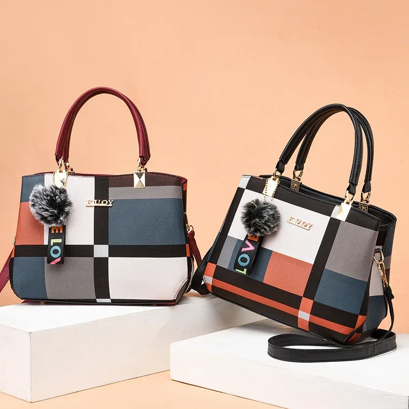 sacs à main en cuir pu pour femmes, sacoches élégantes de styliste, sacoches à bandoulière avec pompon pour filles, fourre-tout