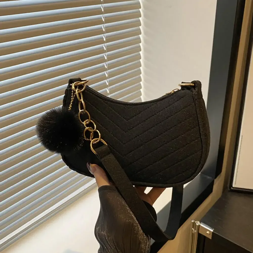 mini sacs à bandoulière pour femmes, sacs à main en feutre tendance pour femmes, sacs sous le bras au design avancé, mini sacs selle