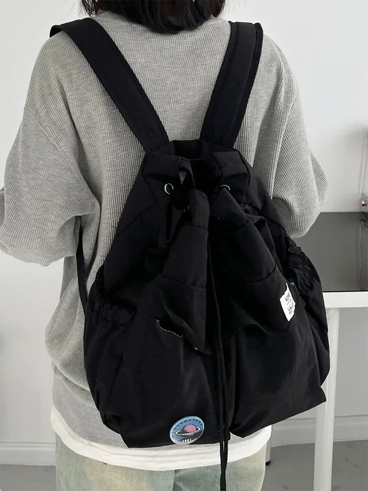 sac à dos léger et décontracté pour femme, idéal pour les voyages, les loisirs en plein air, en nylon, capacité 20-35l, avec compartiment pour ordinateur portable 14 pouces