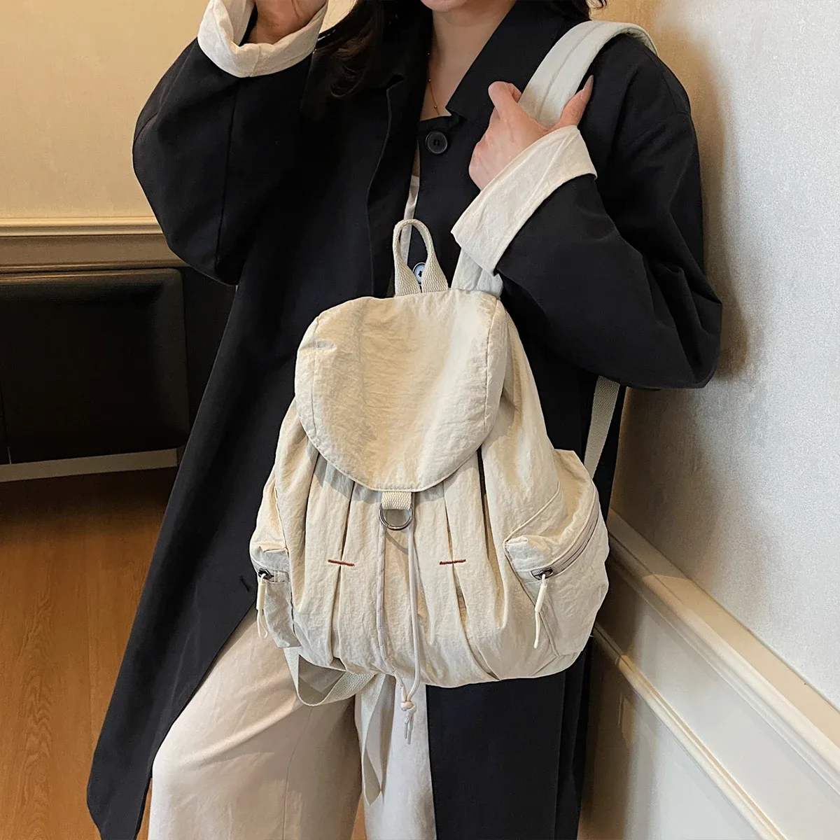 sac à dos de banlieue léger pour femme, adapté à la randonnée en plein air, grande capacité, léger, sac à dos pour maman pour marcher avec enfants, randonnée, shopping et escalade