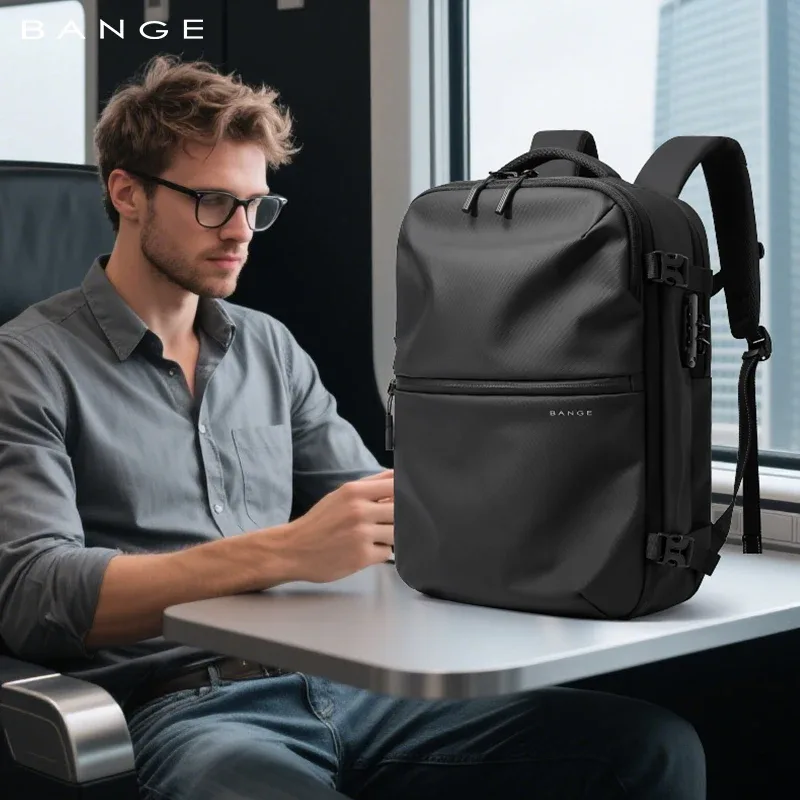 sac dos polyester noir fonctionnel vert bleu gris capacité 20 35 litres imperméable bandoulière arquée