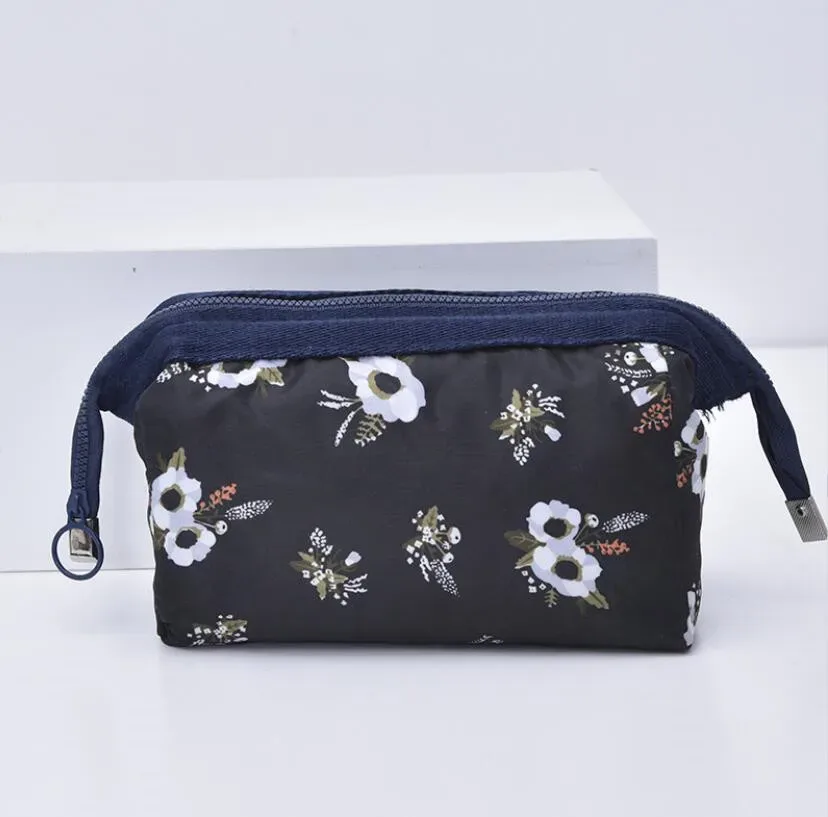 trousse de toilette et de maquillage pour femme et fille, motif flamant rose, sac de rangement pour produits de beauté et articles de toilette, étui de voyage et de bain